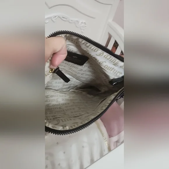 Juicy Couture Large Crossbody Purse NWT - Picture 8 of 12